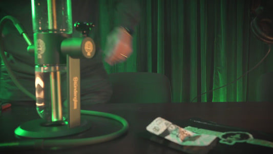 DR. GREENTHUMB'S X STÜNDENGLASS GRAVITY INFUSER