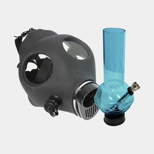 BLACK MASK WITH PIPE